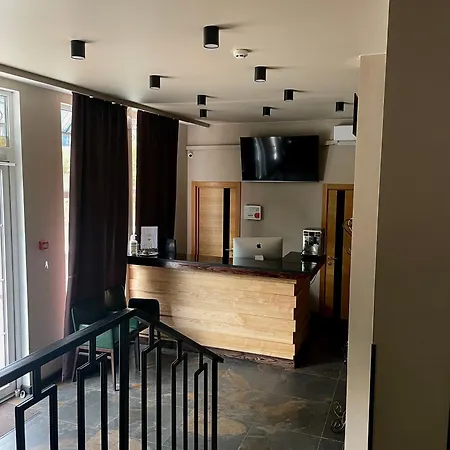 Boutique Dacha Lanzheron מלון 3*