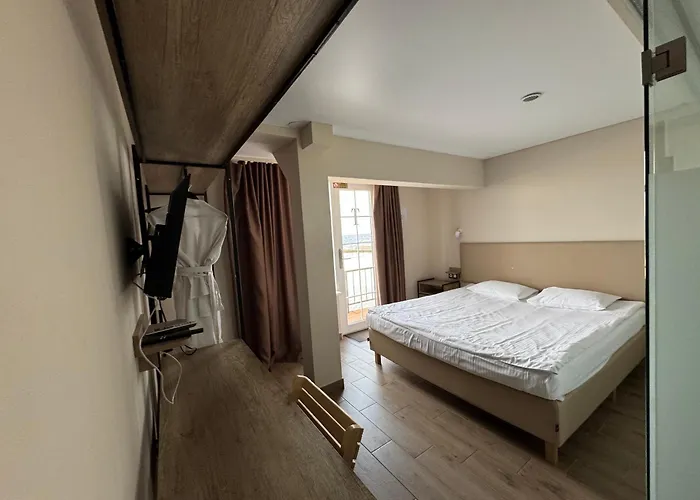 Boutique Dacha Lanzheron 3*