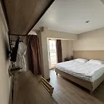 Boutique Dacha Lanzheron 3*
