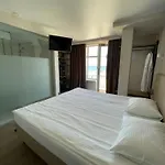 Boutique Dacha Lanzheron